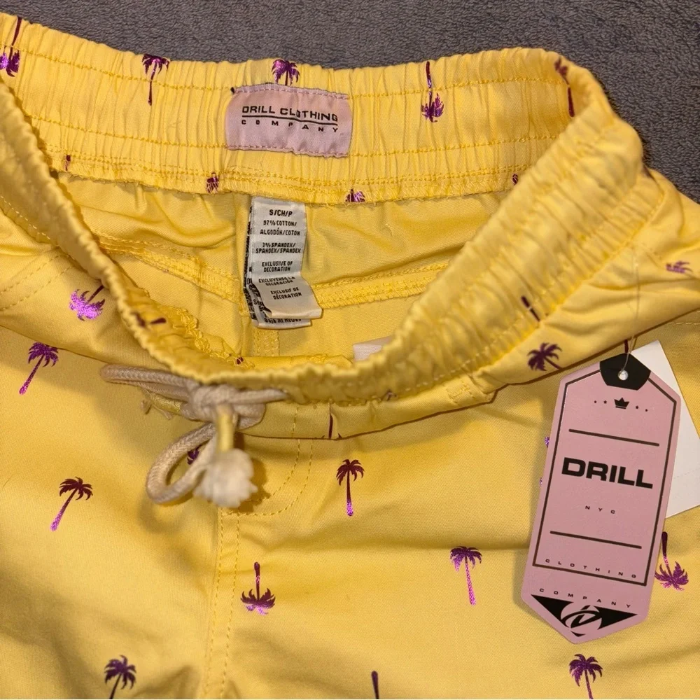 Drill Clothing Company Men S Drawstring Stretch Chino Shorts Yellow W/Palm Print